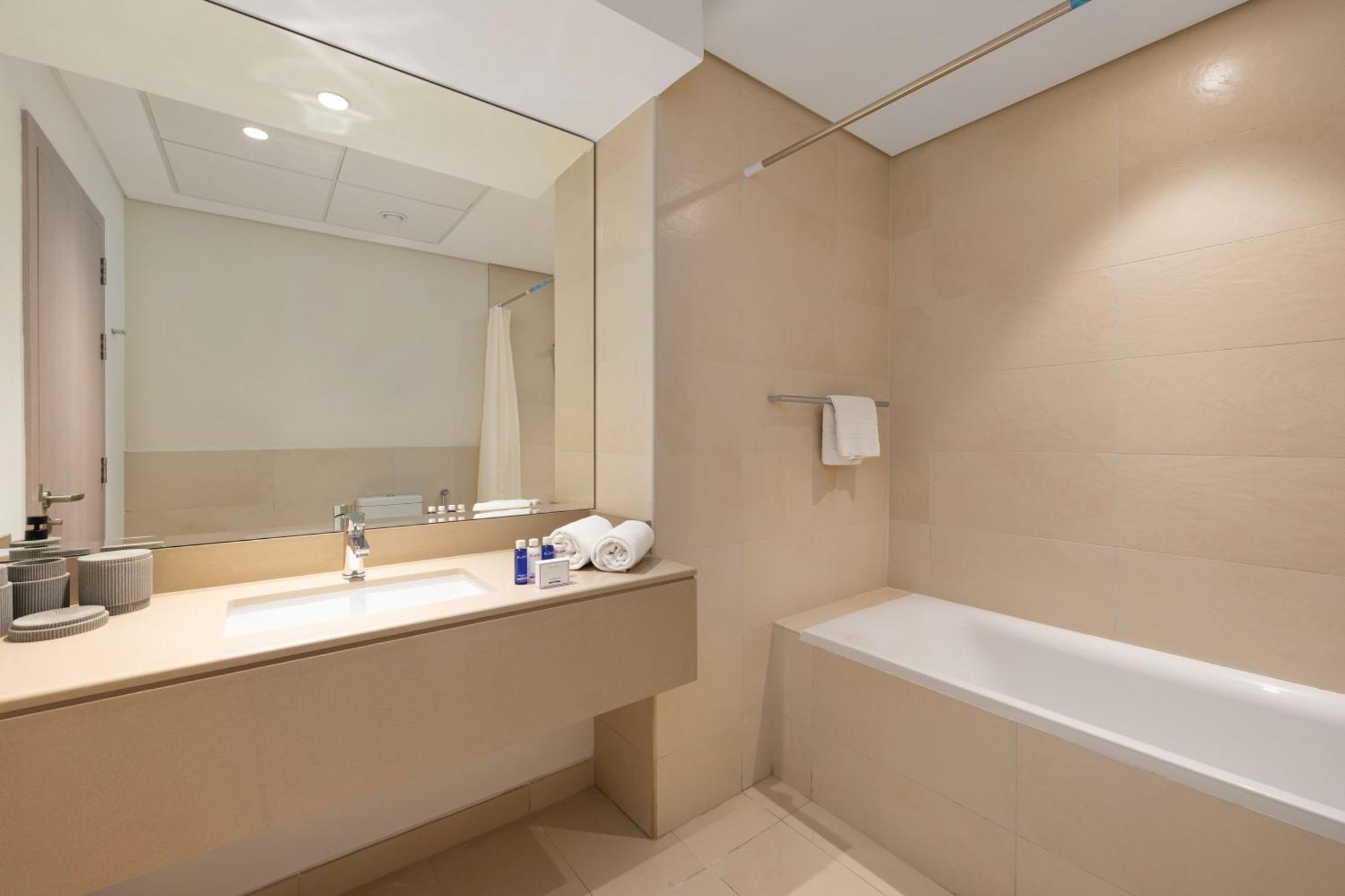 Appartement Maison Privee - Chic On Yas Island Cls To Main Attractions Abou Dabi